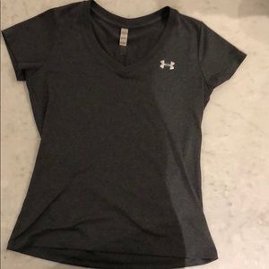 Womens xs Under Armor t-shirt
